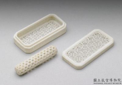 图片[3]-Ivory nested miniature box in openwrok relief (set of eleven), by Huang Zhenxiao. Qing dynasty, Qianloing reign, 1739-China Archive